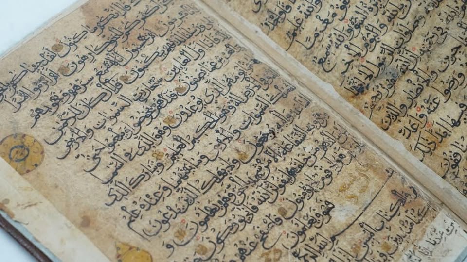 آثارنا المنهوبة 